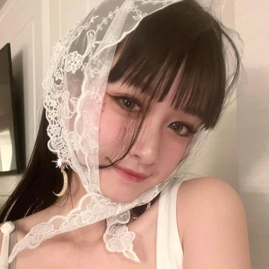 我才不要和人类恋爱呢